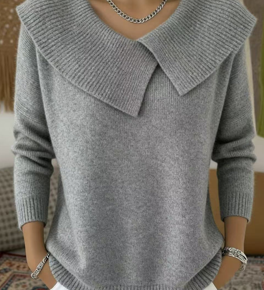 Karolína – Elegantný pletený sveter s výrazným golierom