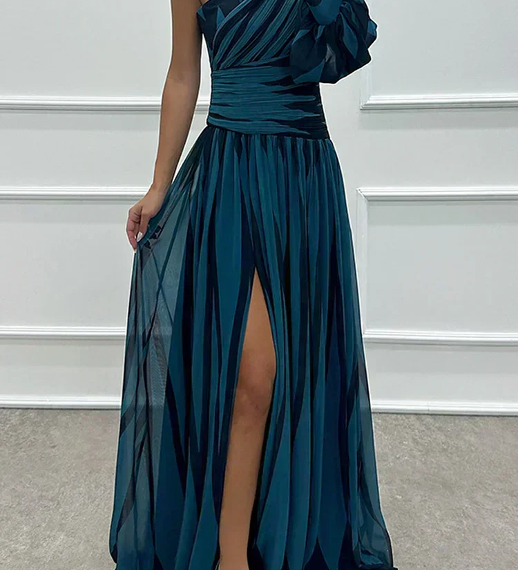 Fenna | Elegantné šaty na jedno rameno