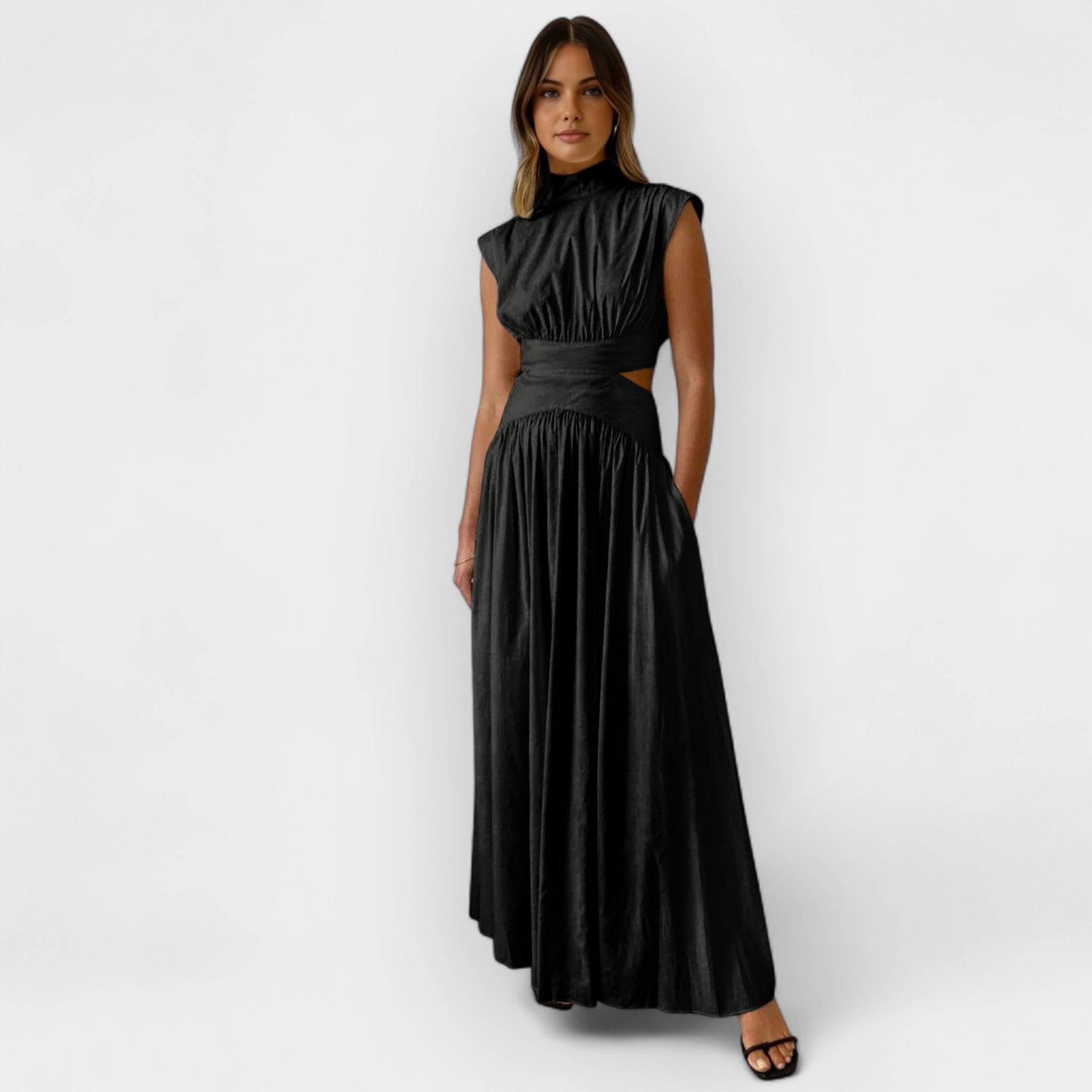 Stella | Elegantné šaty s výrezom